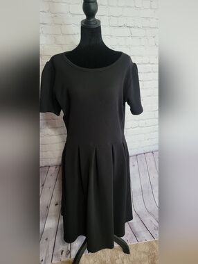 LuLaRoe Black Midi Pleated Fit-and-Flare Dress 2Xl